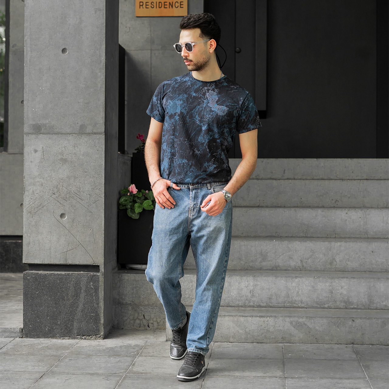 تیشرت مردانه مشکی آبرنگی مدل 61