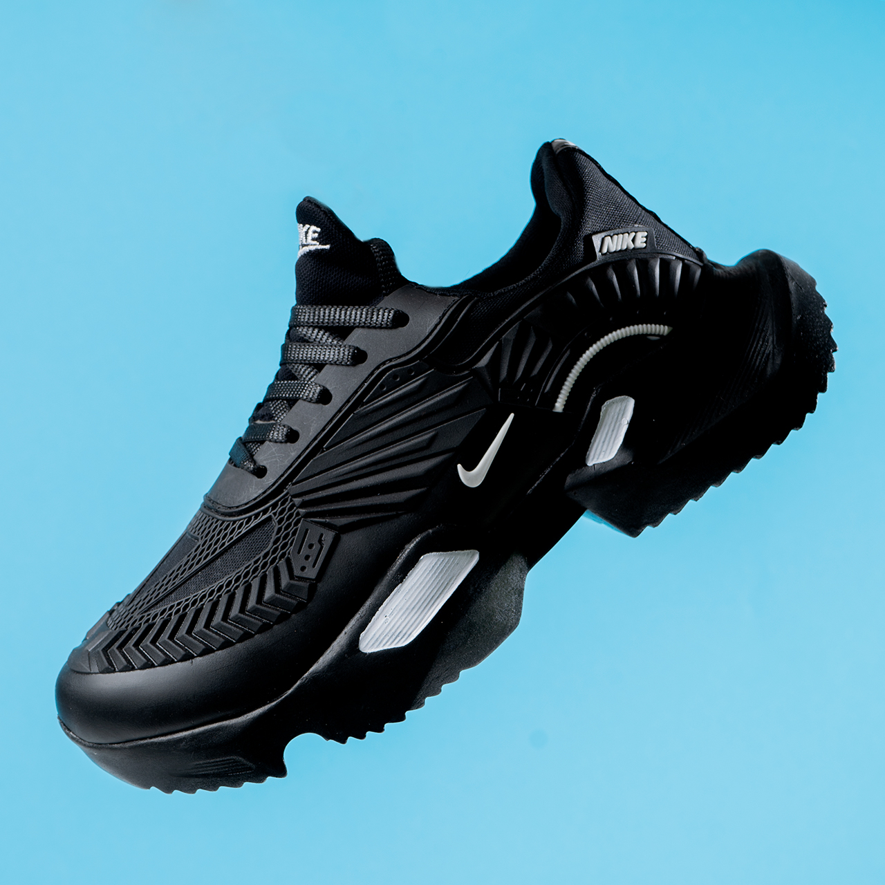 کفش مردانه نایک مشکی سفید مدل FANTON