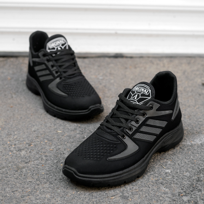 کفش ورزشی Adidas مردانه مشکی مدل ETKA