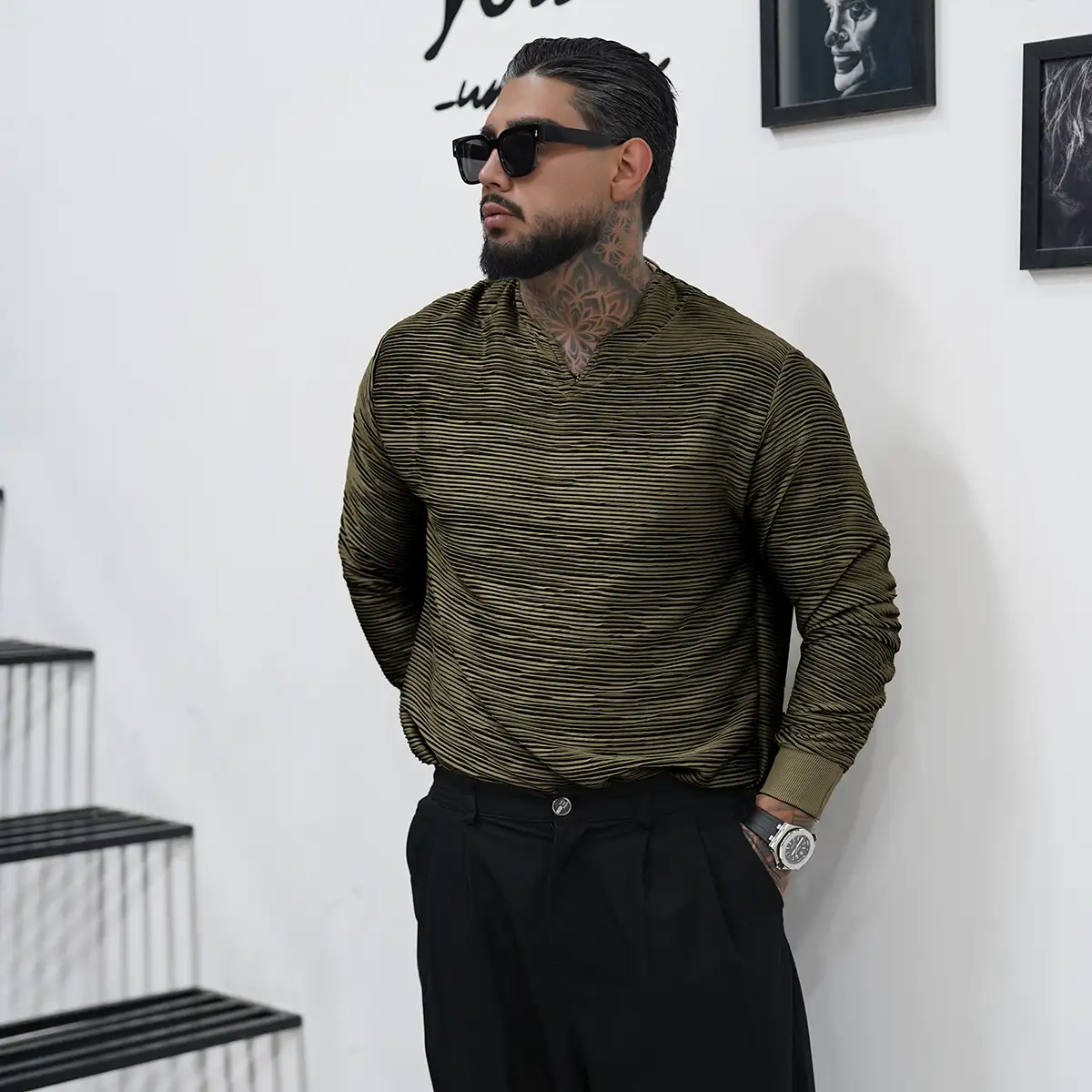 تیشرت آستین بلند یقه کوبایی سبز تیره مدل Nivad