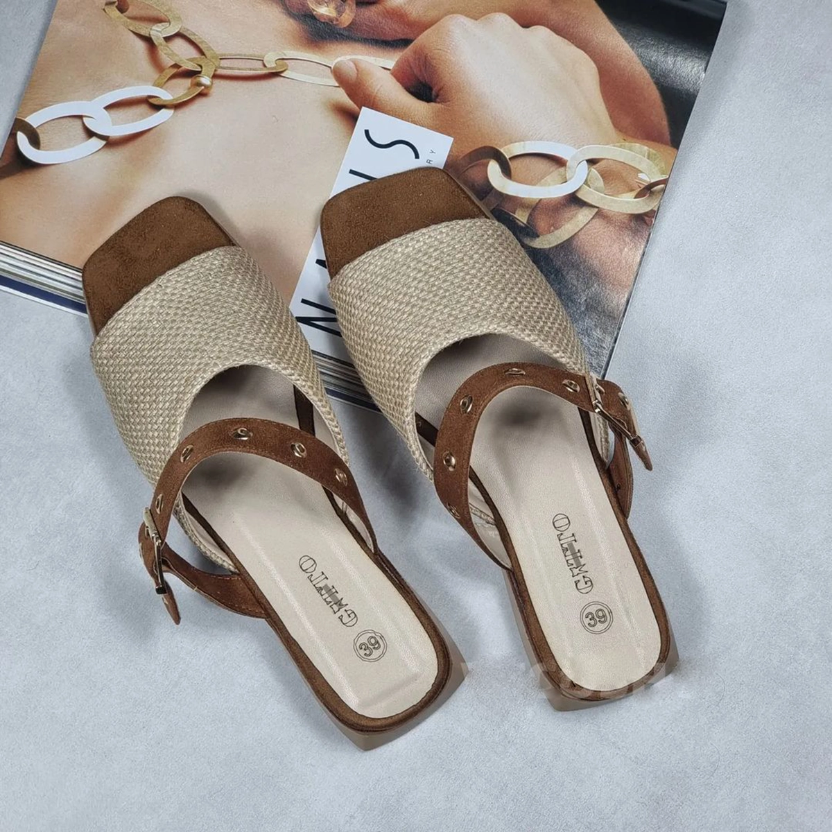 صندل کنفی کرم زنانه مدل Dorna